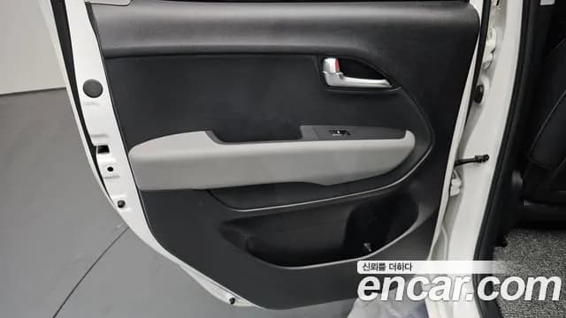 2025 Kia The New Kia Ray EV Air Sold VIN KNACG81AFST018613 – trunk area 2025 Kia The New Kia Ray EV Air Sold VIN KNACG81AFST018613 – trunk area