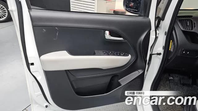 2023 Kia The New Kia Ray Signature Sold VIN KNACH811BPT332370 – photo 14 2023 Kia The New Kia Ray Signature Sold VIN KNACH811BPT332370 – photo 14