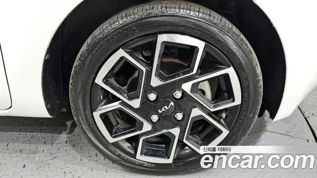 2023 Kia The New Kia Ray Signature Sold VIN KNACH811BPT366145 – trunk area 2023 Kia The New Kia Ray Signature Sold VIN KNACH811BPT366145 – trunk area