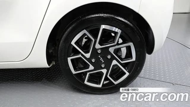 2023 Kia The New Kia Ray Signature Sold VIN KNACH811BPT370011 – trunk area 2023 Kia The New Kia Ray Signature Sold VIN KNACH811BPT370011 – trunk area