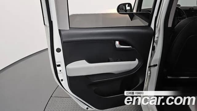 2025 Kia The New Kia Ray Signature Sold VIN KNACH811BST417676 – exterior detail 2025 Kia The New Kia Ray Signature Sold VIN KNACH811BST417676 – exterior detail