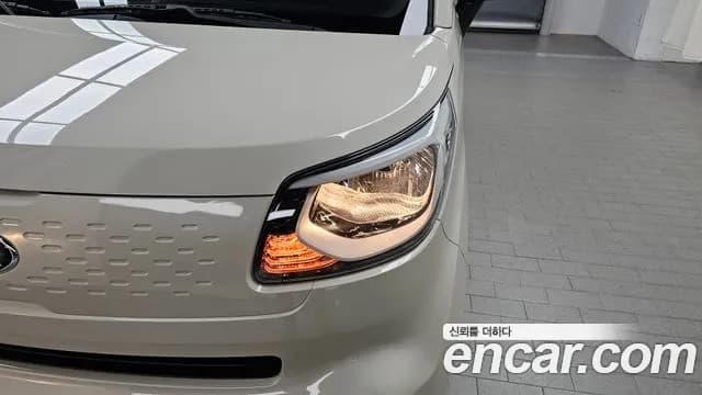 2018 Kia The New Ray Luxury Sold VIN KNACJ811BJT174473 – trunk area 2018 Kia The New Ray Luxury Sold VIN KNACJ811BJT174473 – trunk area