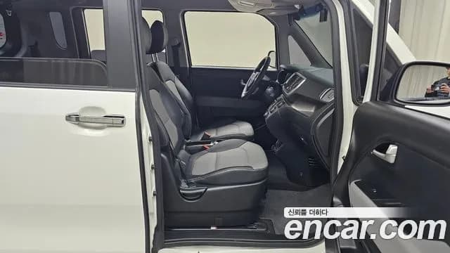 2018 Kia The New Ray Luxury Sold VIN KNACJ811BJT199734 – interior seats 2018 Kia The New Ray Luxury Sold VIN KNACJ811BJT199734 – interior seats