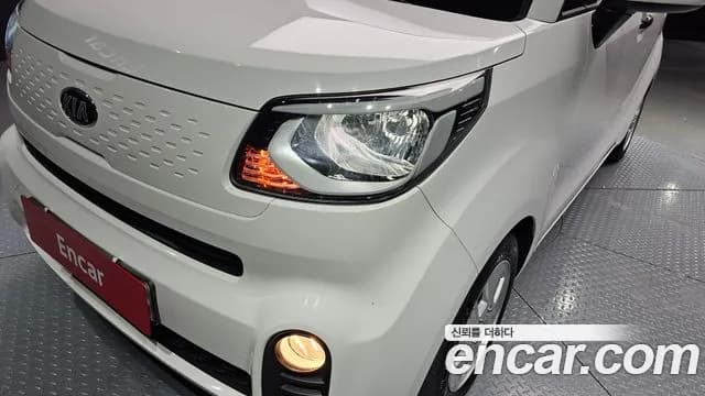2019 Kia The New Ray Luxury Sold VIN KNACJ811BKT217114 – side profile 2019 Kia The New Ray Luxury Sold VIN KNACJ811BKT217114 – side profile