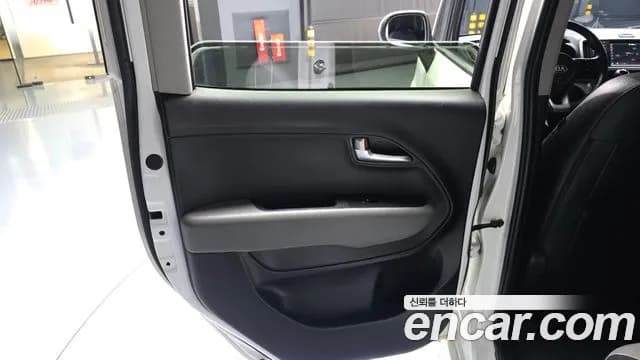 2020 Kia The New Ray Luxury Sold VIN KNACJ811BLT229394 – exterior detail 2020 Kia The New Ray Luxury Sold VIN KNACJ811BLT229394 – exterior detail