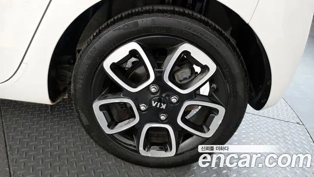 2021 Kia The New Ray Prestige Sold VIN KNACJ811BMT250483 – photo 31 2021 Kia The New Ray Prestige Sold VIN KNACJ811BMT250483 – photo 31