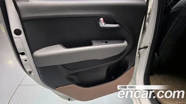 2022 Kia The New Ray Prestige Sold VIN KNACJ811BNT283269 – rear exterior 2022 Kia The New Ray Prestige Sold VIN KNACJ811BNT283269 – rear exterior