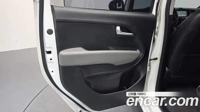 2022 Kia The New Ray Prestige Sold VIN KNACJ811BNT300510 – photo 11 2022 Kia The New Ray Prestige Sold VIN KNACJ811BNT300510 – photo 11