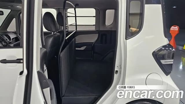 2024 Kia The New Kia Ray Van Sold VIN KNACJ911BRT399448 – interior seats 2024 Kia The New Kia Ray Van Sold VIN KNACJ911BRT399448 – interior seats
