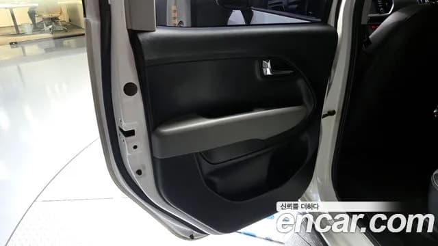 2018 Kia The New Ray Prestige Sold VIN KNACK811BJT182454 – interior seats 2018 Kia The New Ray Prestige Sold VIN KNACK811BJT182454 – interior seats