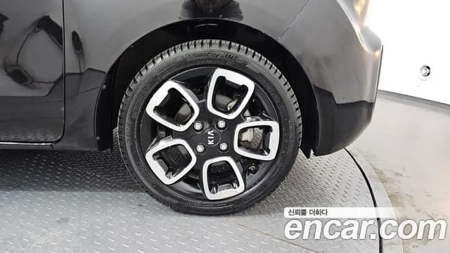 2018 Kia The New Ray Prestige Sold VIN KNACK811BJT195506 – photo 17 2018 Kia The New Ray Prestige Sold VIN KNACK811BJT195506 – photo 17