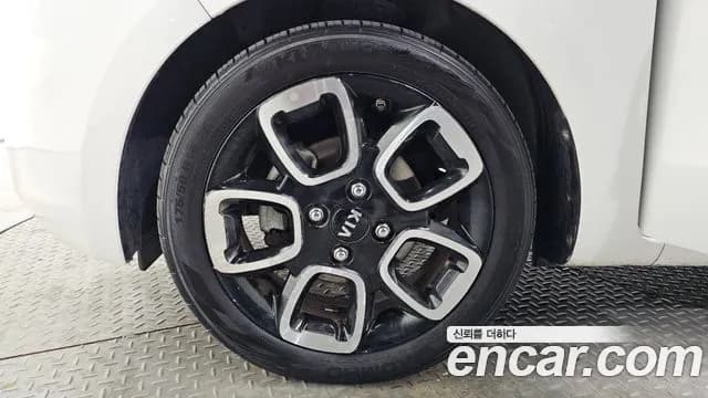 2019 Kia The New Ray Prestige Sold VIN KNACK811BKT201234 – photo 11 2019 Kia The New Ray Prestige Sold VIN KNACK811BKT201234 – photo 11