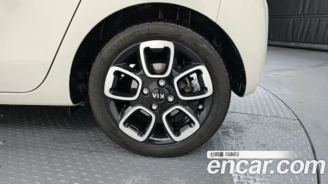 2021 Kia The New Ray Signature Sold VIN KNACK811BMT238366 – photo 18 2021 Kia The New Ray Signature Sold VIN KNACK811BMT238366 – photo 18