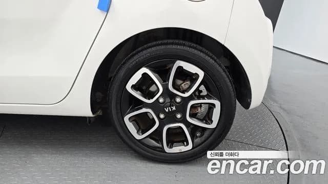 2021 Kia The New Ray Signature Sold VIN KNACK811BMT244032 – photo 22 2021 Kia The New Ray Signature Sold VIN KNACK811BMT244032 – photo 22