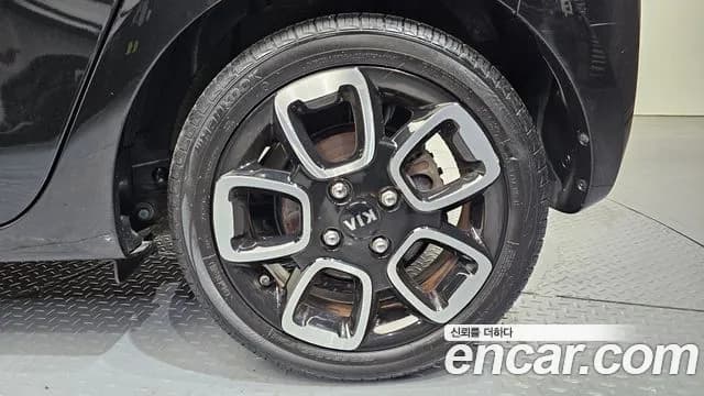 2021 Kia The New Ray Signature Sold VIN KNACK811BMT251366 – photo 28 2021 Kia The New Ray Signature Sold VIN KNACK811BMT251366 – photo 28