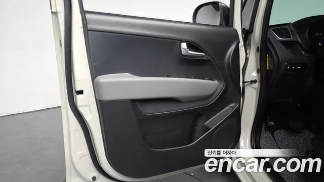 2021 Kia The New Ray Signature Sold VIN KNACK811BMT259554 – photo 24 2021 Kia The New Ray Signature Sold VIN KNACK811BMT259554 – photo 24