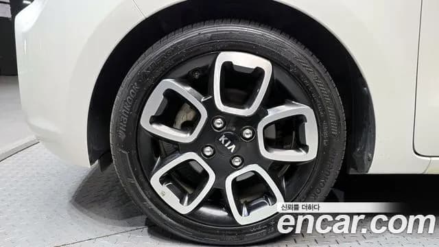 2021 Kia The New Ray Signature Sold VIN KNACK811BMT261866 – side profile 2021 Kia The New Ray Signature Sold VIN KNACK811BMT261866 – side profile