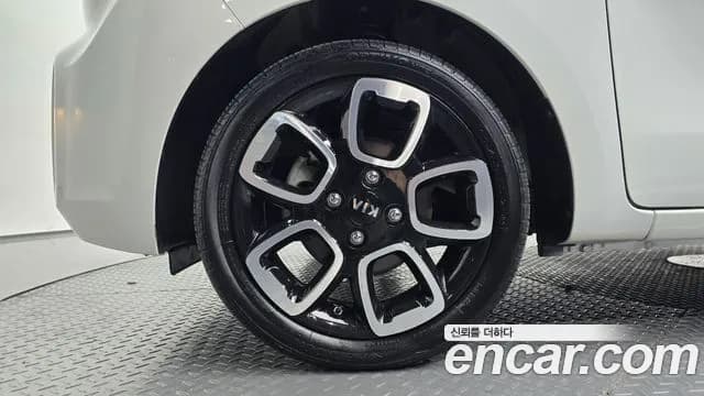 2021 Kia The New Ray Signature Sold VIN KNACK811BMT268847 – rear exterior 2021 Kia The New Ray Signature Sold VIN KNACK811BMT268847 – rear exterior