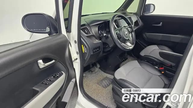 2021 Kia The New Ray Signature Sold VIN KNACK811BMT268847 – photo 17 2021 Kia The New Ray Signature Sold VIN KNACK811BMT268847 – photo 17
