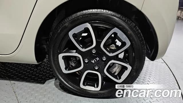 2021 Kia The New Ray Signature Sold VIN KNACK811BMT269655 – photo 12 2021 Kia The New Ray Signature Sold VIN KNACK811BMT269655 – photo 12