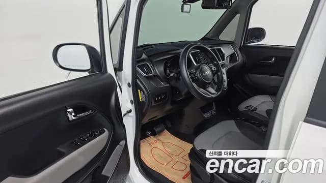 2022 Kia The New Ray Signature Sold VIN KNACK811BNT286790 – photo 12 2022 Kia The New Ray Signature Sold VIN KNACK811BNT286790 – photo 12
