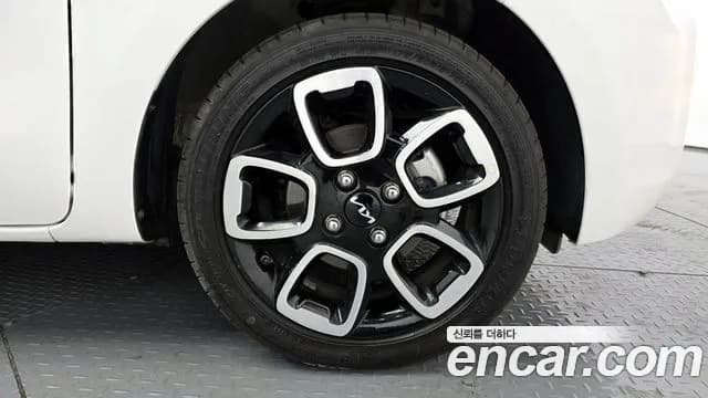 2022 Kia The New Ray Signature Sold VIN KNACK811BNT316322 – photo 11 2022 Kia The New Ray Signature Sold VIN KNACK811BNT316322 – photo 11