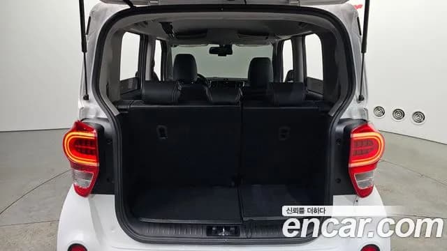 2022 Kia The New Ray Signature Sold VIN KNACK811BNT318536 – photo 12 2022 Kia The New Ray Signature Sold VIN KNACK811BNT318536 – photo 12