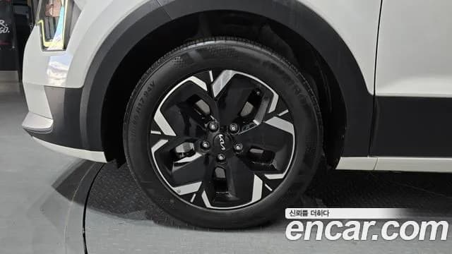 2024 Kia The All New Niro EV Air Sold VIN KNACP811FRA056332 – photo 11 2024 Kia The All New Niro EV Air Sold VIN KNACP811FRA056332 – photo 11