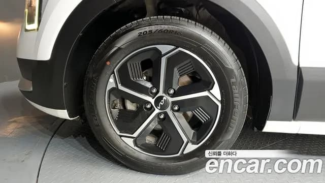 2022 Kia The All New Niro Trendy Sold VIN KNACP81EGNA006884 – trunk area 2022 Kia The All New Niro Trendy Sold VIN KNACP81EGNA006884 – trunk area
