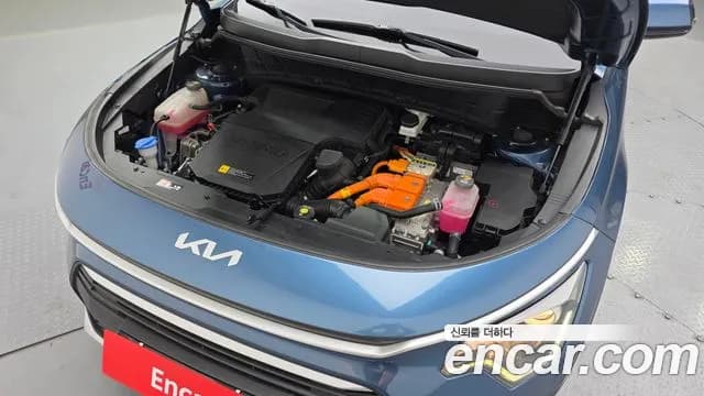 2022 Kia The All New Niro Trendy Sold VIN KNACP81EGNA008113 – trunk area 2022 Kia The All New Niro Trendy Sold VIN KNACP81EGNA008113 – trunk area