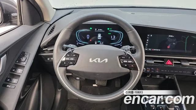 2022 Kia The All New Niro Prestige Sold VIN KNACR81EGNA001885 – side profile 2022 Kia The All New Niro Prestige Sold VIN KNACR81EGNA001885 – side profile