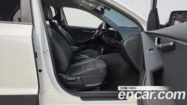 2022 Kia The All New Niro Prestige Sold VIN KNACR81EGNA002005 – front exterior 2022 Kia The All New Niro Prestige Sold VIN KNACR81EGNA002005 – front exterior