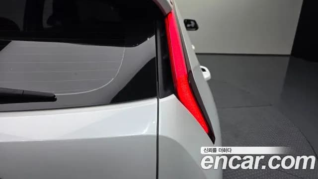 2022 Kia The All New Niro Prestige Sold VIN KNACR81EGNA005783 – photo 28 2022 Kia The All New Niro Prestige Sold VIN KNACR81EGNA005783 – photo 28
