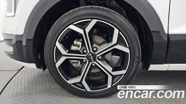 2022 Kia The All New Niro Prestige Sold VIN KNACR81EGNA006915 – undercarriage 2022 Kia The All New Niro Prestige Sold VIN KNACR81EGNA006915 – undercarriage