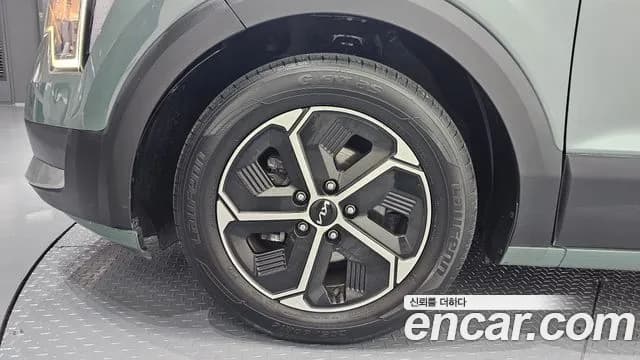 2022 Kia The All New Niro Prestige Sold VIN KNACR81EGNA009232 – photo 13 2022 Kia The All New Niro Prestige Sold VIN KNACR81EGNA009232 – photo 13