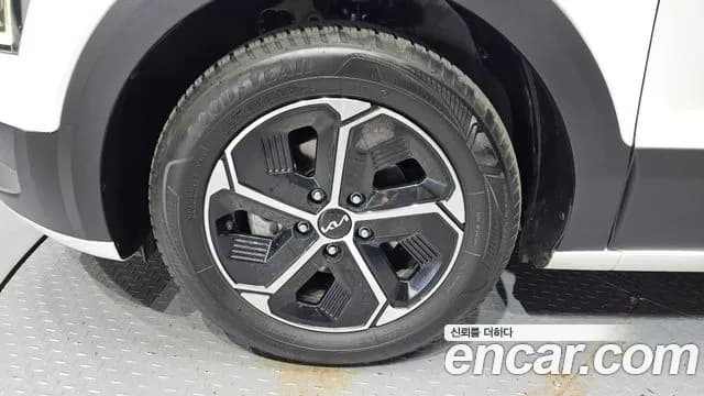 2022 Kia The All New Niro Prestige Sold VIN KNACR81EGNA012810 – photo 14 2022 Kia The All New Niro Prestige Sold VIN KNACR81EGNA012810 – photo 14
