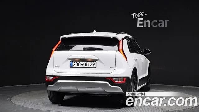 2022 Kia The All New Niro Prestige Sold VIN KNACR81EGNA016581 – rear exterior 2022 Kia The All New Niro Prestige Sold VIN KNACR81EGNA016581 – rear exterior