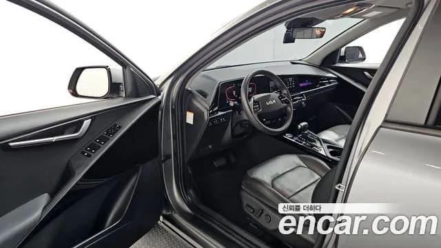 2022 Kia The All New Niro Prestige Sold VIN KNACR81EGNA026870 – photo 15 2022 Kia The All New Niro Prestige Sold VIN KNACR81EGNA026870 – photo 15