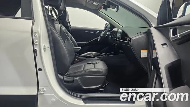 2024 Kia The All New Niro Prestige Sold VIN KNACR81EGRA104267 – photo 14 2024 Kia The All New Niro Prestige Sold VIN KNACR81EGRA104267 – photo 14