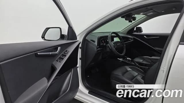 2024 Kia The All New Niro Prestige Sold VIN KNACR81EGRA137724 – interior seats 2024 Kia The All New Niro Prestige Sold VIN KNACR81EGRA137724 – interior seats