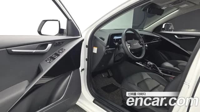 2022 Kia The All New Niro Signature Sold VIN KNACT81EGNA001080 – side profile 2022 Kia The All New Niro Signature Sold VIN KNACT81EGNA001080 – side profile