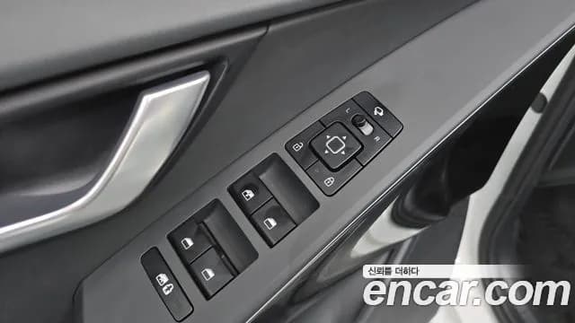2022 Kia The All New Niro Signature Sold VIN KNACT81EGNA002728 – exterior detail 2022 Kia The All New Niro Signature Sold VIN KNACT81EGNA002728 – exterior detail