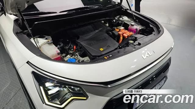 2022 Kia The All New Niro Signature Sold VIN KNACT81EGNA003088 – engine bay 2022 Kia The All New Niro Signature Sold VIN KNACT81EGNA003088 – engine bay