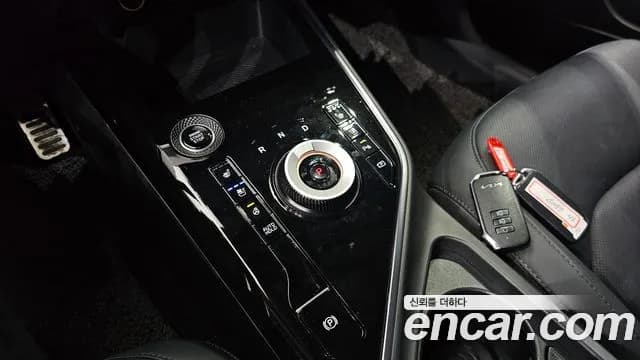 2022 Kia The All New Niro Signature Sold VIN KNACT81EGNA003088 – exterior detail 2022 Kia The All New Niro Signature Sold VIN KNACT81EGNA003088 – exterior detail