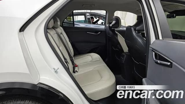2022 Kia The All New Niro Signature Sold VIN KNACT81EGNA007004 – exterior detail 2022 Kia The All New Niro Signature Sold VIN KNACT81EGNA007004 – exterior detail