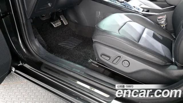 2022 Kia The All New Niro Signature Sold VIN KNACT81EGNA019334 – trunk area 2022 Kia The All New Niro Signature Sold VIN KNACT81EGNA019334 – trunk area