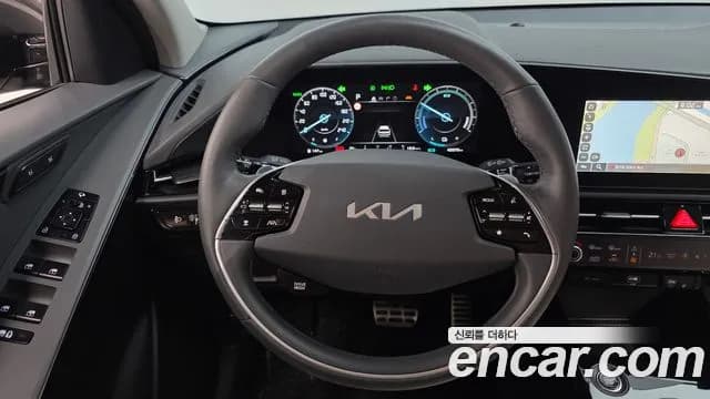 2022 Kia The All New Niro Signature Sold VIN KNACT81EGNA020127 – exterior detail 2022 Kia The All New Niro Signature Sold VIN KNACT81EGNA020127 – exterior detail