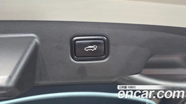 2023 Kia The All New Niro Signature Sold VIN KNACT81EGPA054460 – exterior detail 2023 Kia The All New Niro Signature Sold VIN KNACT81EGPA054460 – exterior detail