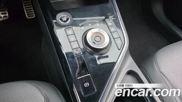 2024 Kia The All New Niro Signature Sold VIN KNACT81EGRA085365 – undercarriage 2024 Kia The All New Niro Signature Sold VIN KNACT81EGRA085365 – undercarriage