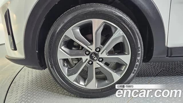 2020 Kia Stonic 1.4 Sold VIN KNAD6814BLS369037 – undercarriage 2020 Kia Stonic 1.4 Sold VIN KNAD6814BLS369037 – undercarriage